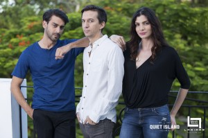 Director y protagonistas de En tu piel