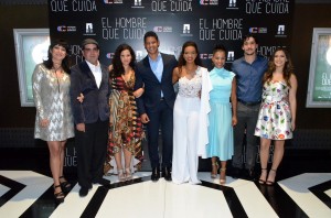 el hombre que cuida Elenco