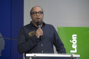Omar de la Cruz Director FCGD
